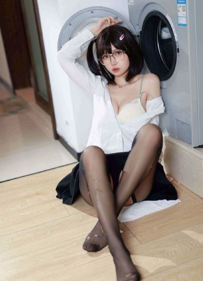 欧美女星性感写真_BD英语视频大全